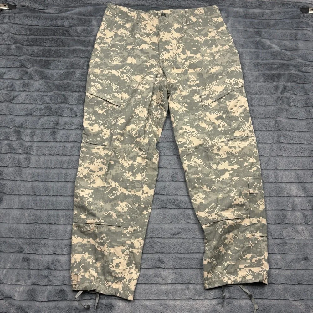 Propper International ACU Army Combat Uniform Digital Camo Cargo Pants Med Short